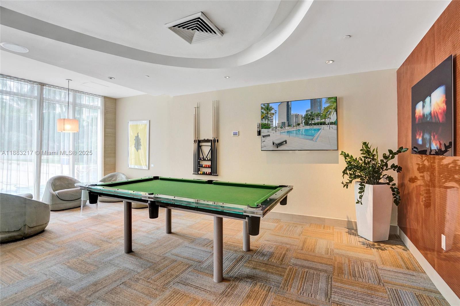 THE PLAZA 851 BRICKELL CO - Residential