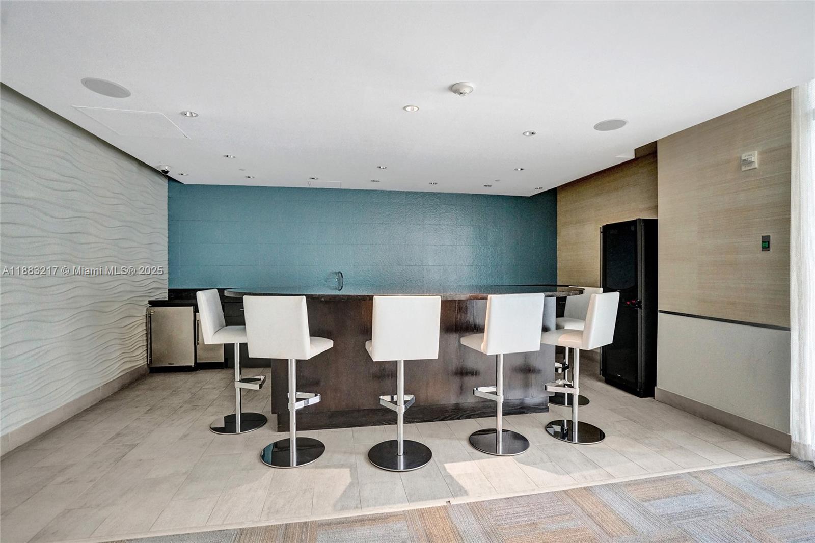 THE PLAZA 851 BRICKELL CO - Residential