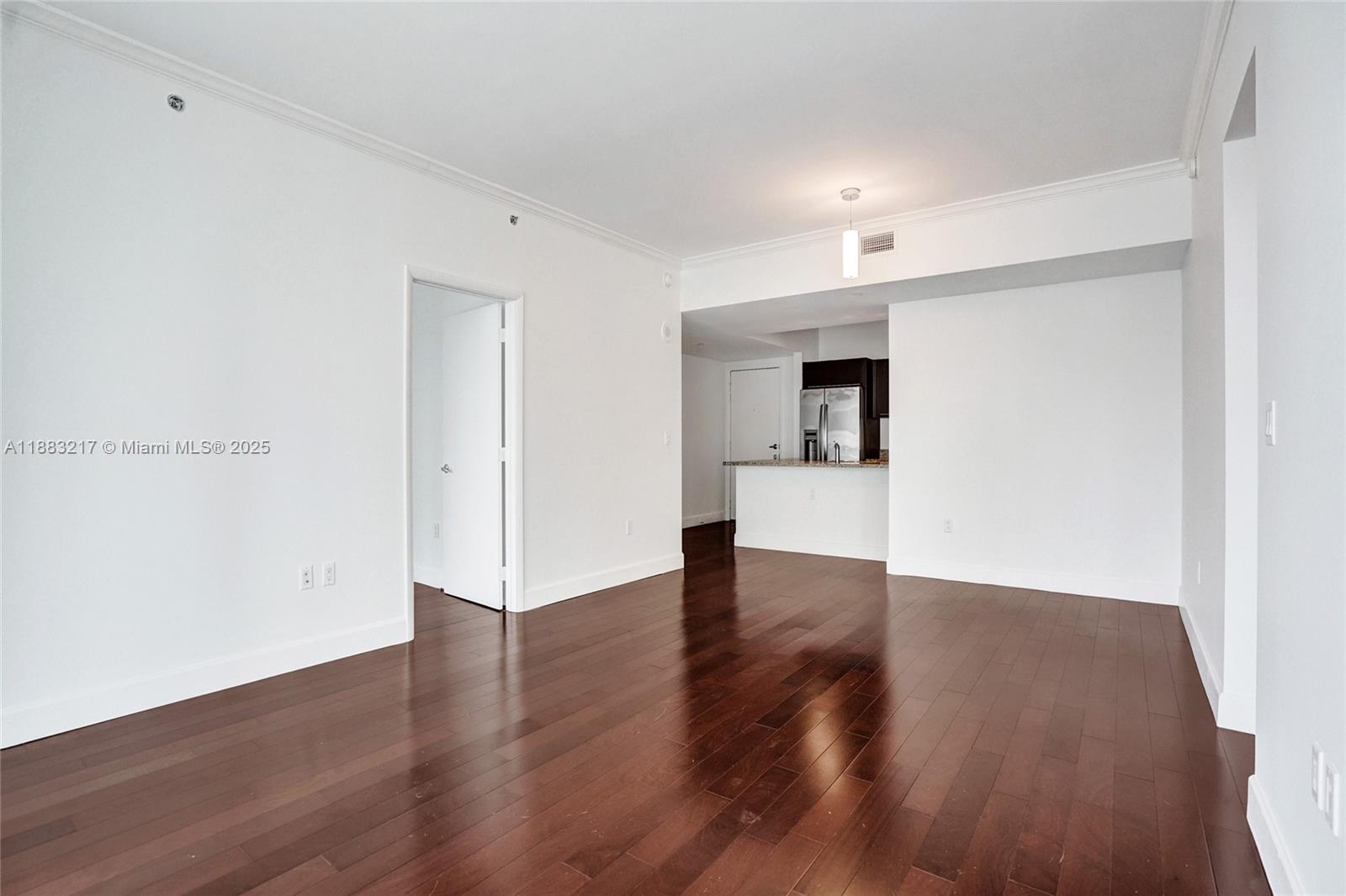 THE PLAZA 851 BRICKELL CO - Residential