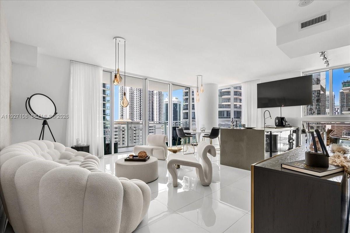 The Bond (1080 Brickell) - Residential