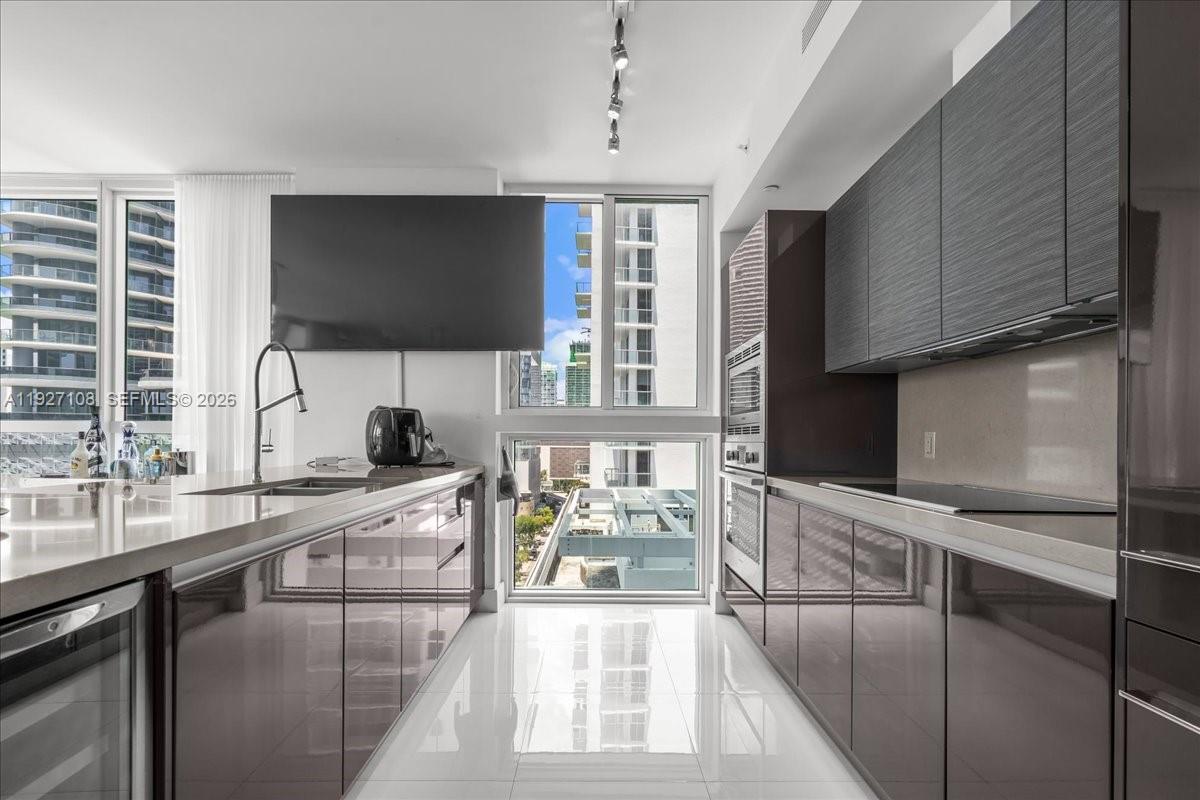 The Bond (1080 Brickell) - Residential