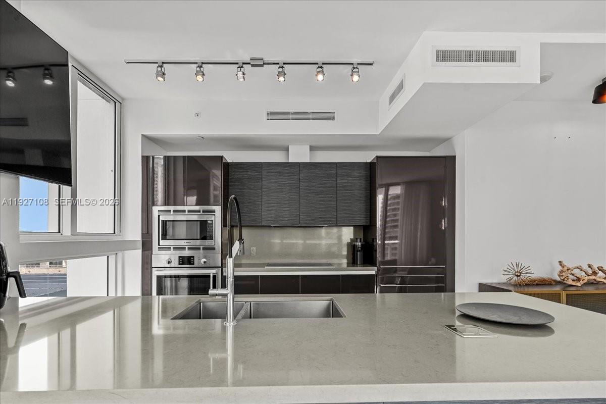 The Bond (1080 Brickell) - Residential