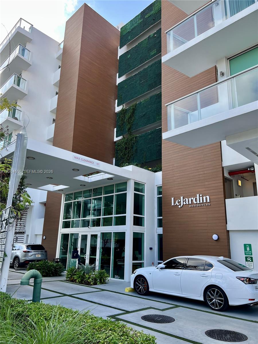 LE JARDIN HOUSE CONDO - Residential