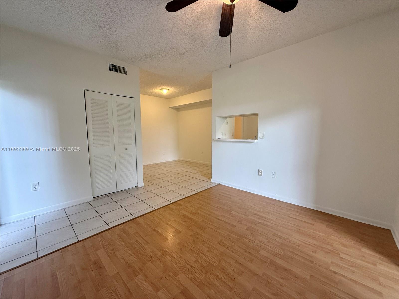 REFLECTIONS AT PEMBROKE - Residential Lease