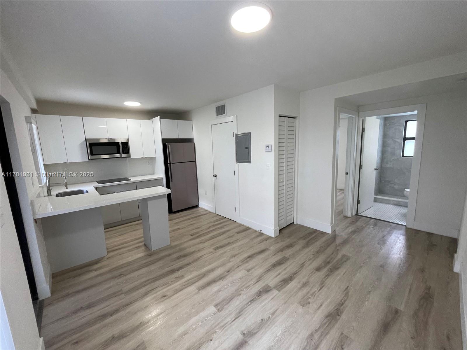 Rental Property at 1971 Nw 2nd Ct 2, Miami, Broward County, Florida - Bedrooms: 1 
Bathrooms: 1  - $1,600 MO.