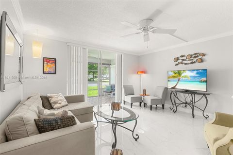 Condominium in Dania Beach FL 205 11th Ter Ter 9.jpg