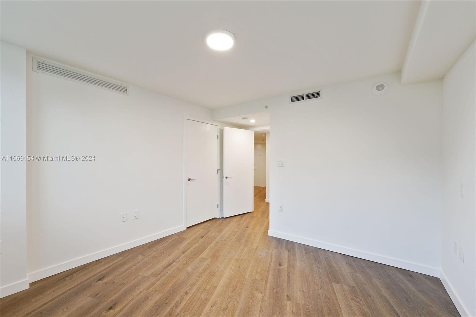 Flamingo Point - Residential Lease