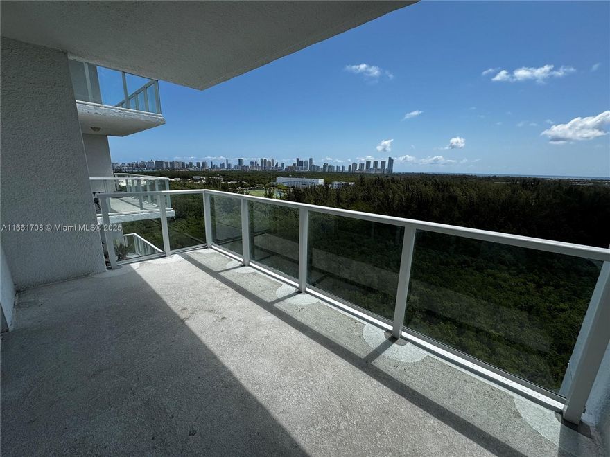 Spacious 2-Bed, 2-Bath Condo in Prime North Miami Location!

Discover this expansive 2-bedroom, 2-bathroom condo just steps away from FIU North Campus! The open-concept gourmet kitchen features granite countertops, stainless steel appliances, and a separate laundry room for added convenience. The large master suite boasts two walk-in closets and a luxurious en-suite bathroom with dual vanities, a separate shower, and a relaxing jacuzzi tub.

Built in 2007, 151 at Biscayne offers a wealth of top-tier amenities, including a 24-hour fitness center, a massive pool, tennis court, clubhouse, and covered parking, all within a secure gated community.

Ideally located just minutes from the beach, Aventura Mall, shopping, dining, and more—this is North Miami living at its finest!