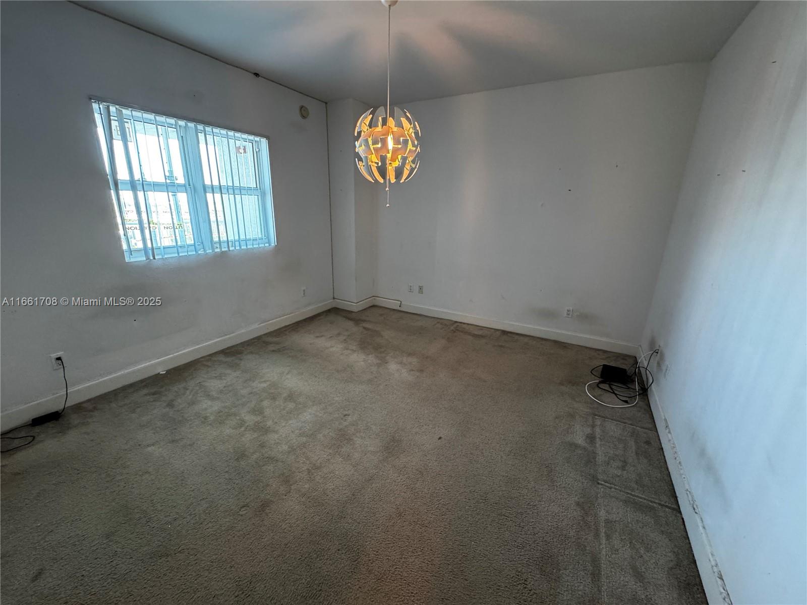 THE OAKS I CONDO - Residential