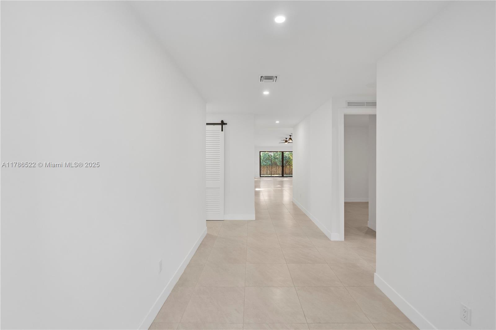 SILVER PINES - Residential
