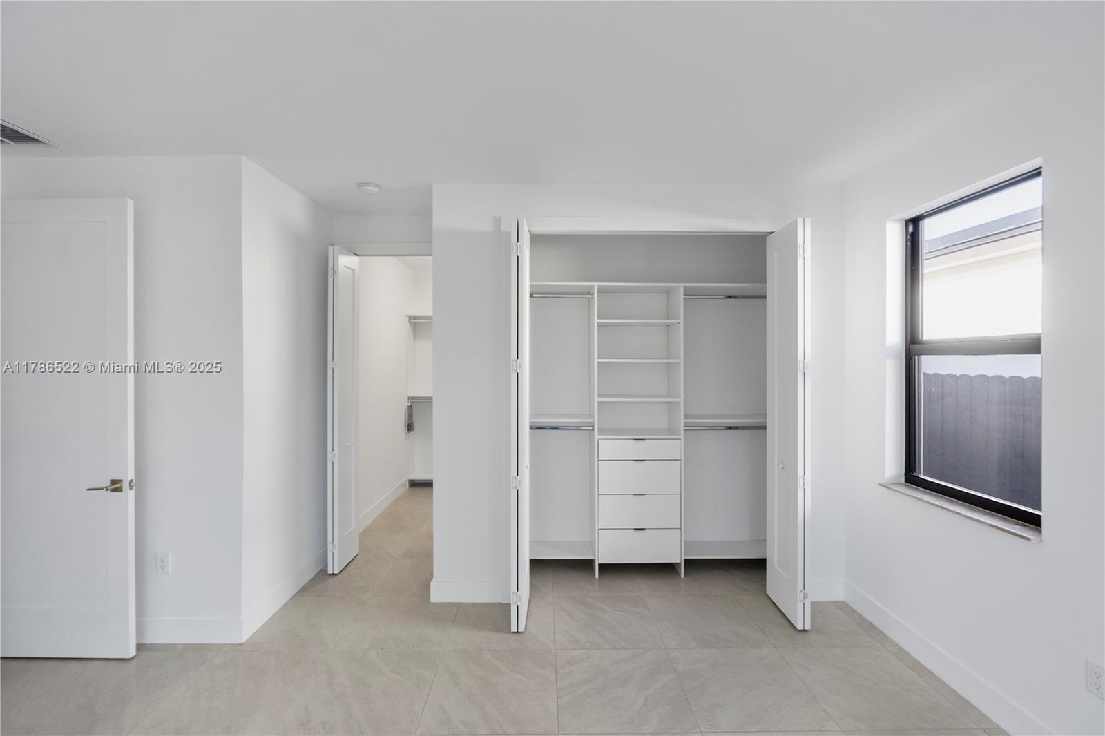 SILVER PINES - Residential