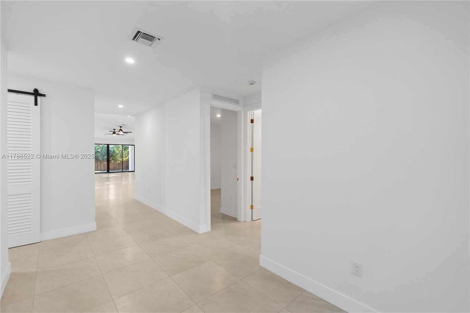 SILVER PINES - Residential