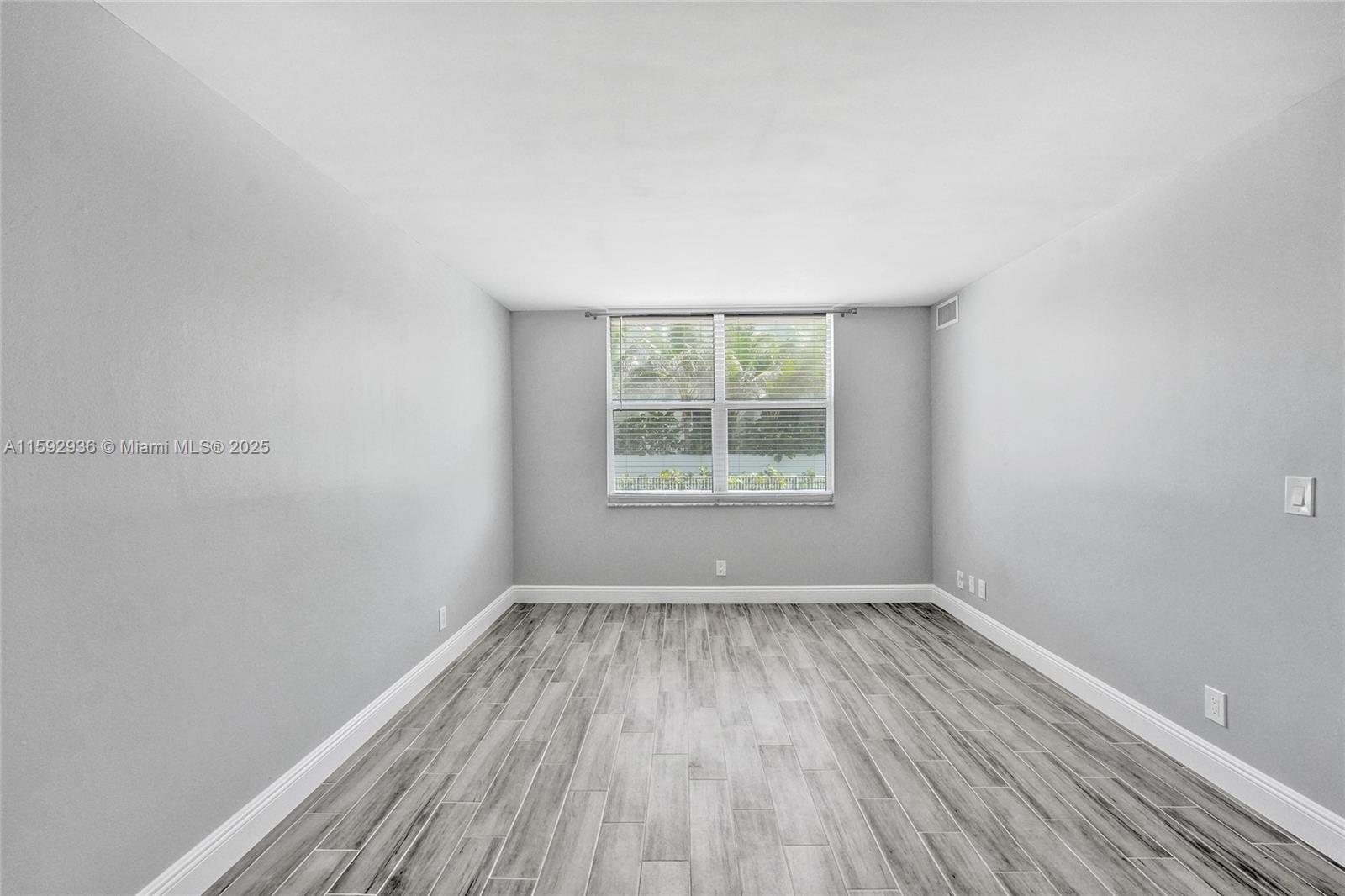 45 OCEAN CONDO - Residential