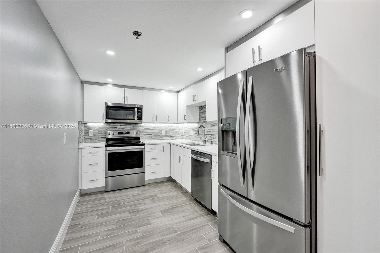 45 OCEAN CONDO - Residential
