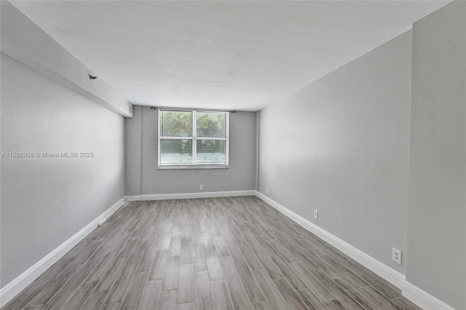 45 OCEAN CONDO - Residential