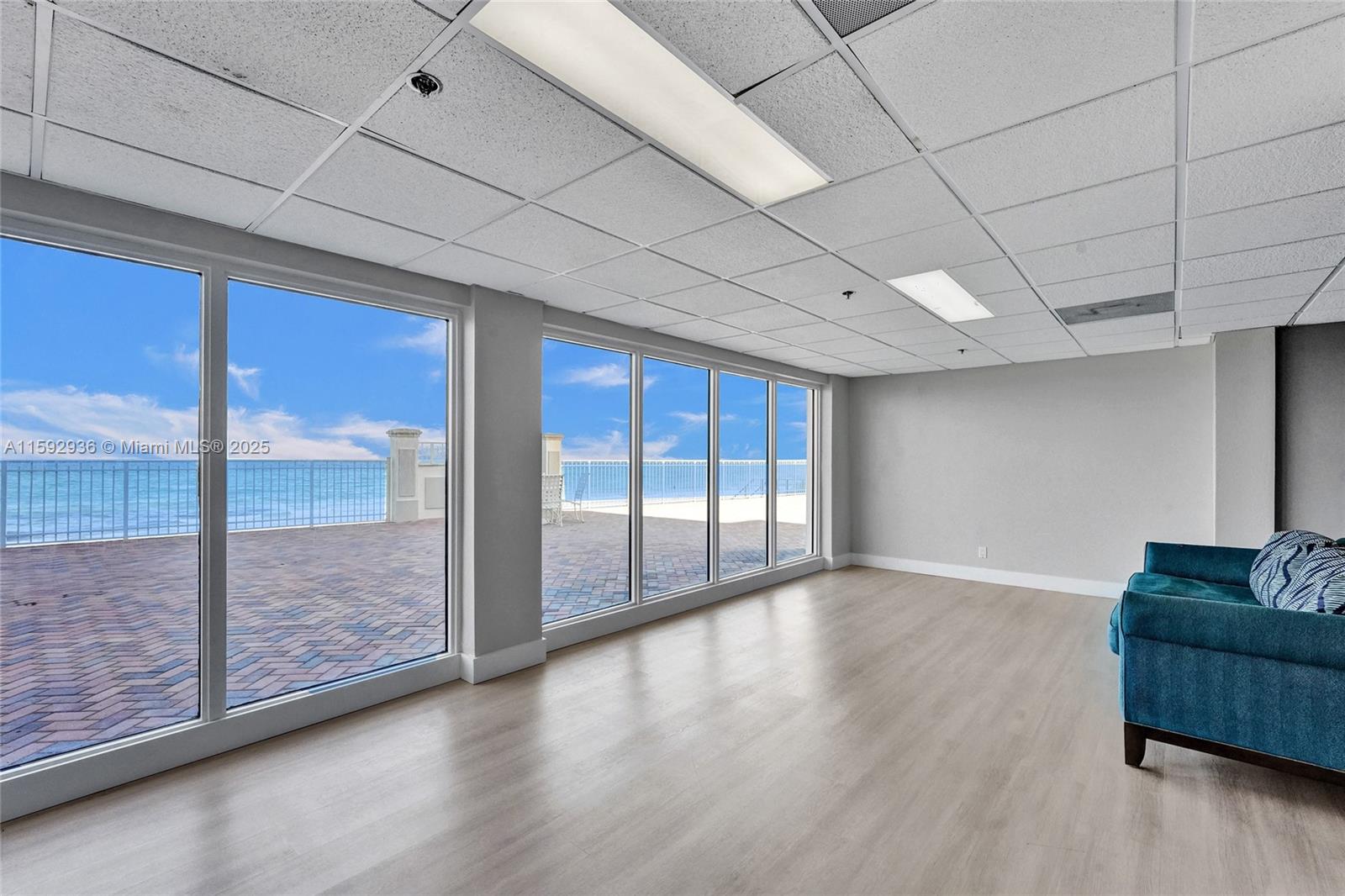 45 OCEAN CONDO - Residential