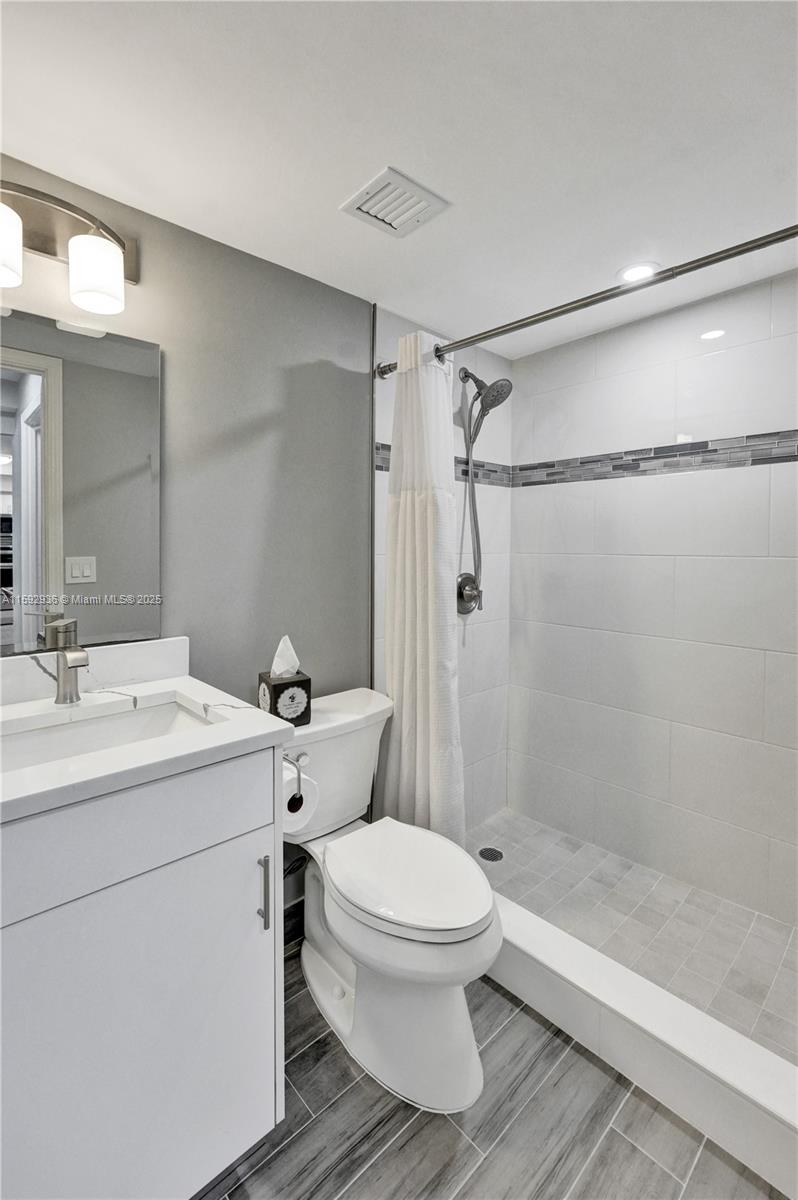 45 OCEAN CONDO - Residential