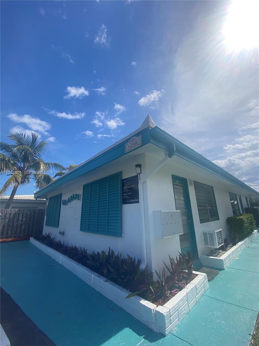 SILVER SHORES UNIT - Residential Lease