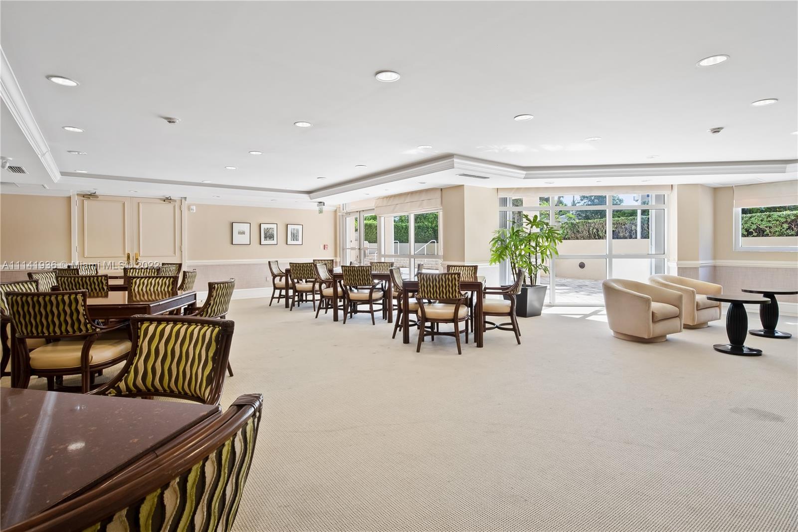 GRAND BAY TOWER CONDO - Residential