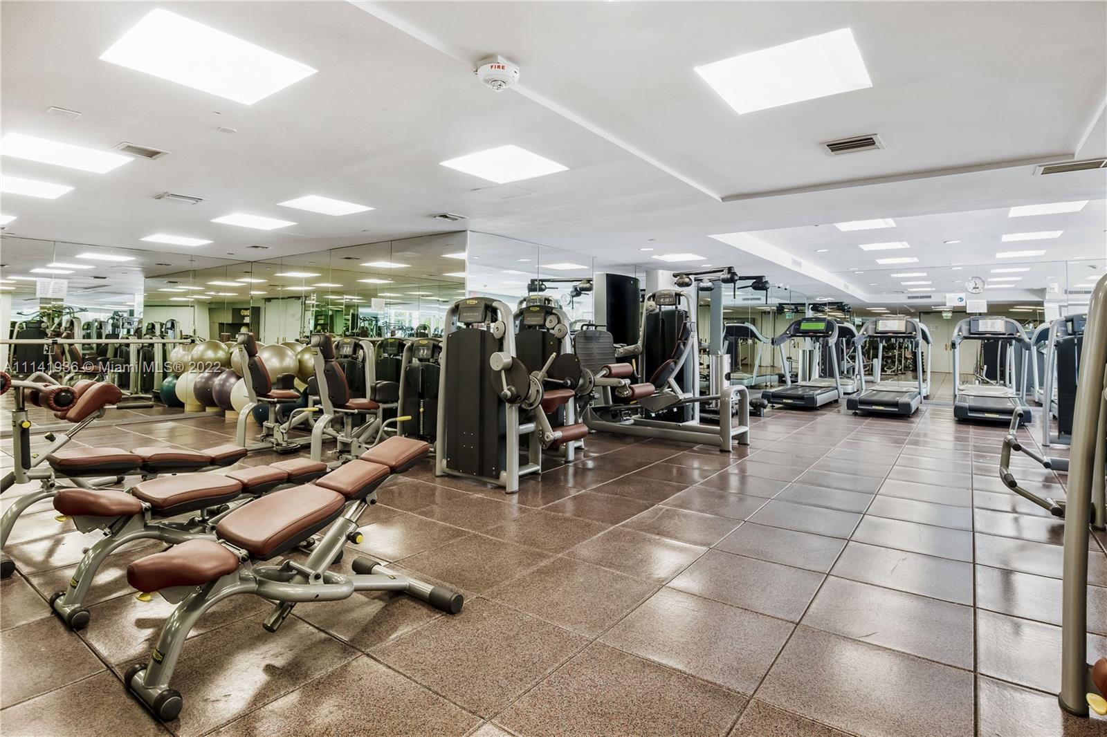 GRAND BAY TOWER CONDO - Residential