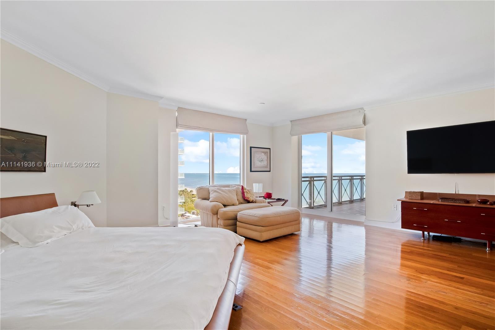 GRAND BAY TOWER CONDO - Residential