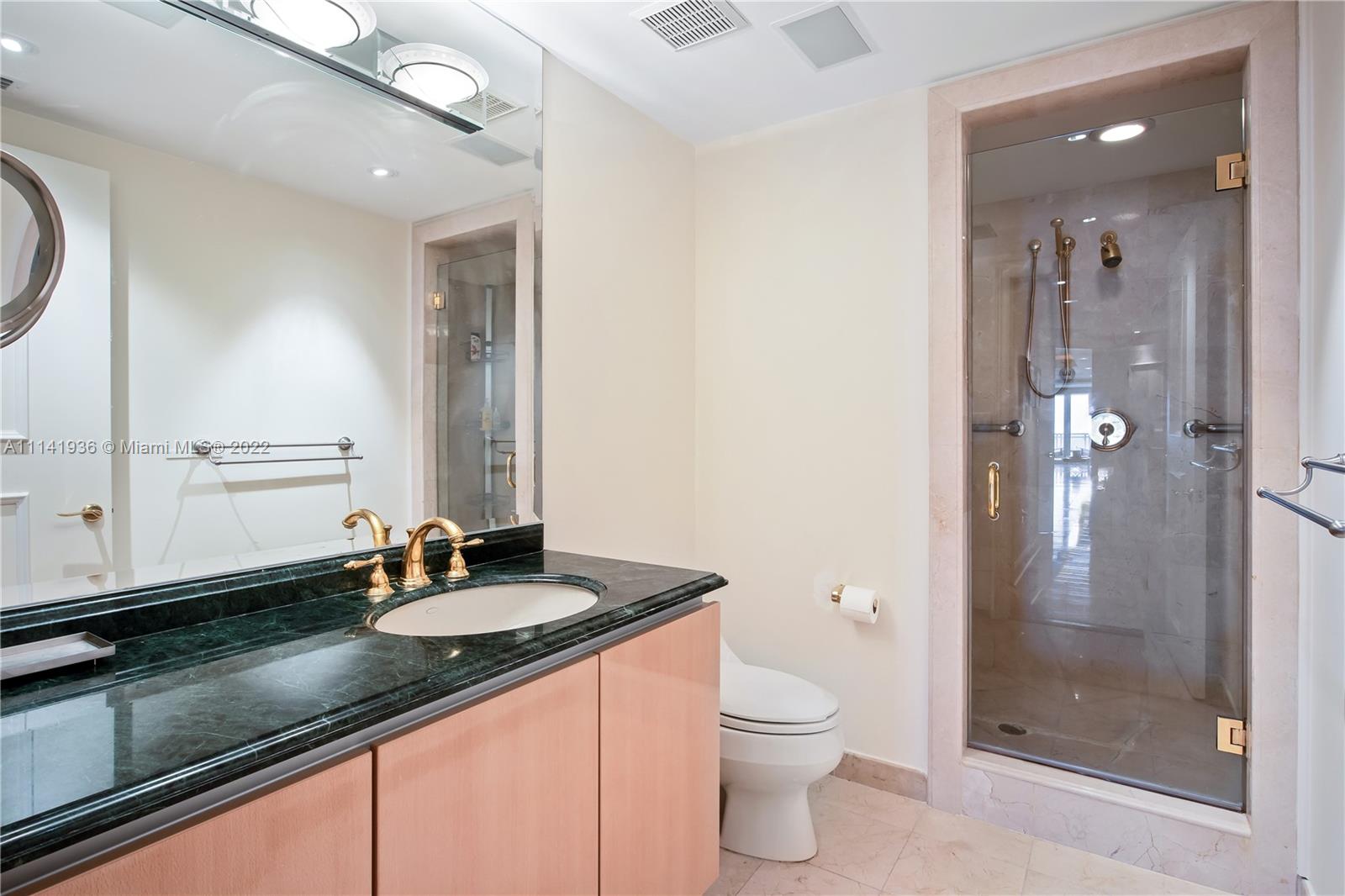 GRAND BAY TOWER CONDO - Residential