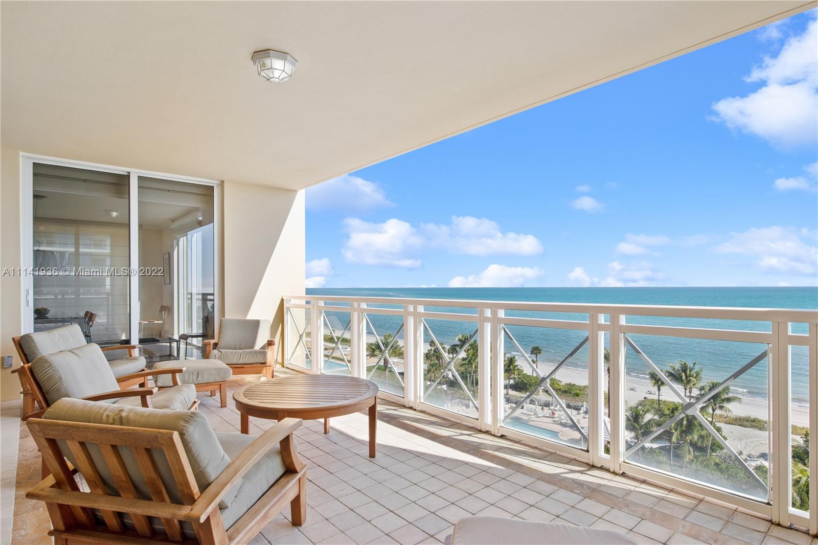 GRAND BAY TOWER CONDO - Residential