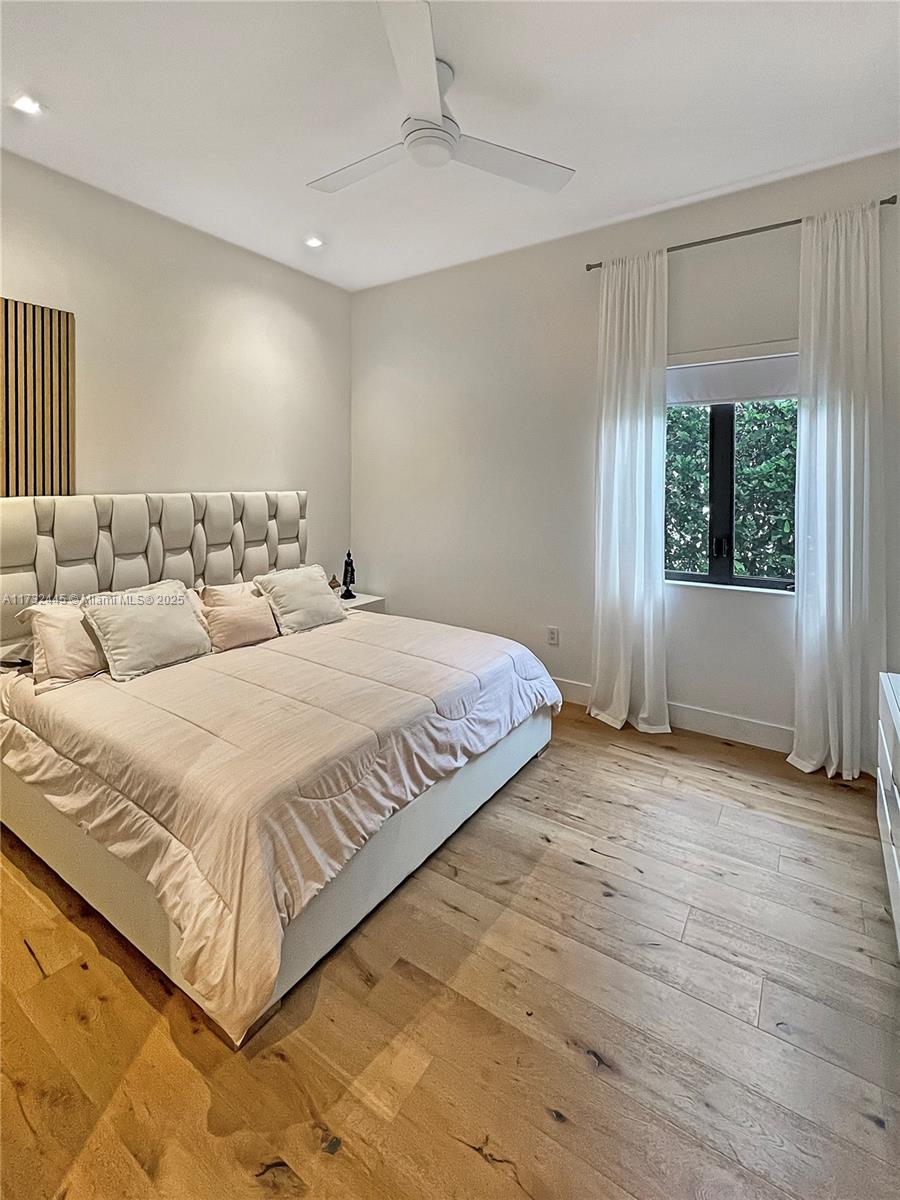 WESTON ESTATES - Residential