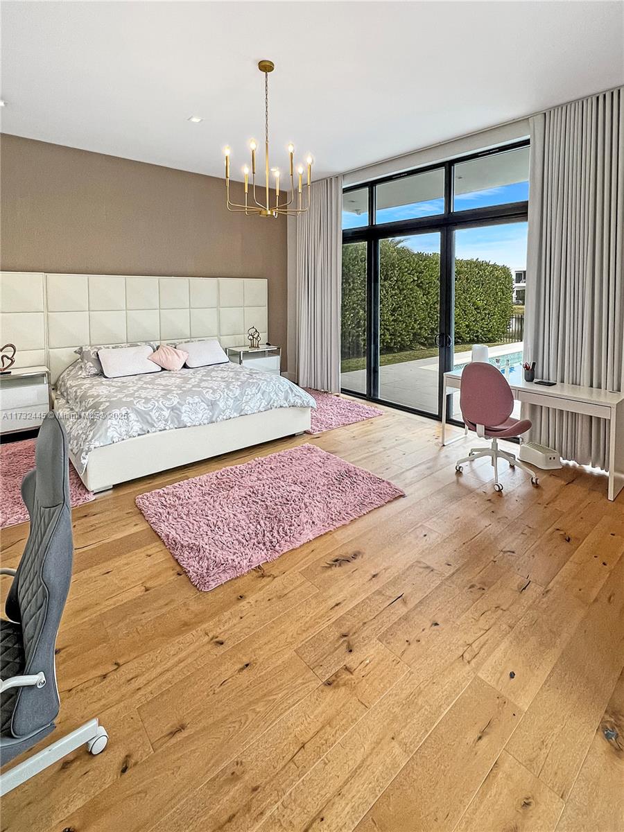 WESTON ESTATES - Residential