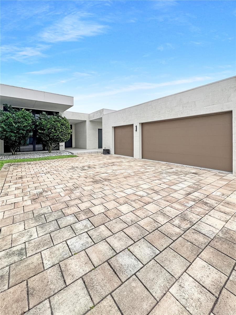 16640 Sunset Way