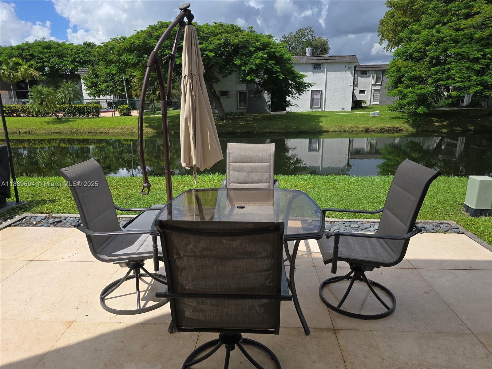 SUNSET PARK TOWN HOUSES - Residential