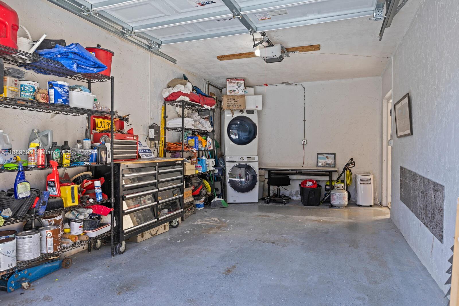 SUNSET PARK TOWN HOUSES - Residential