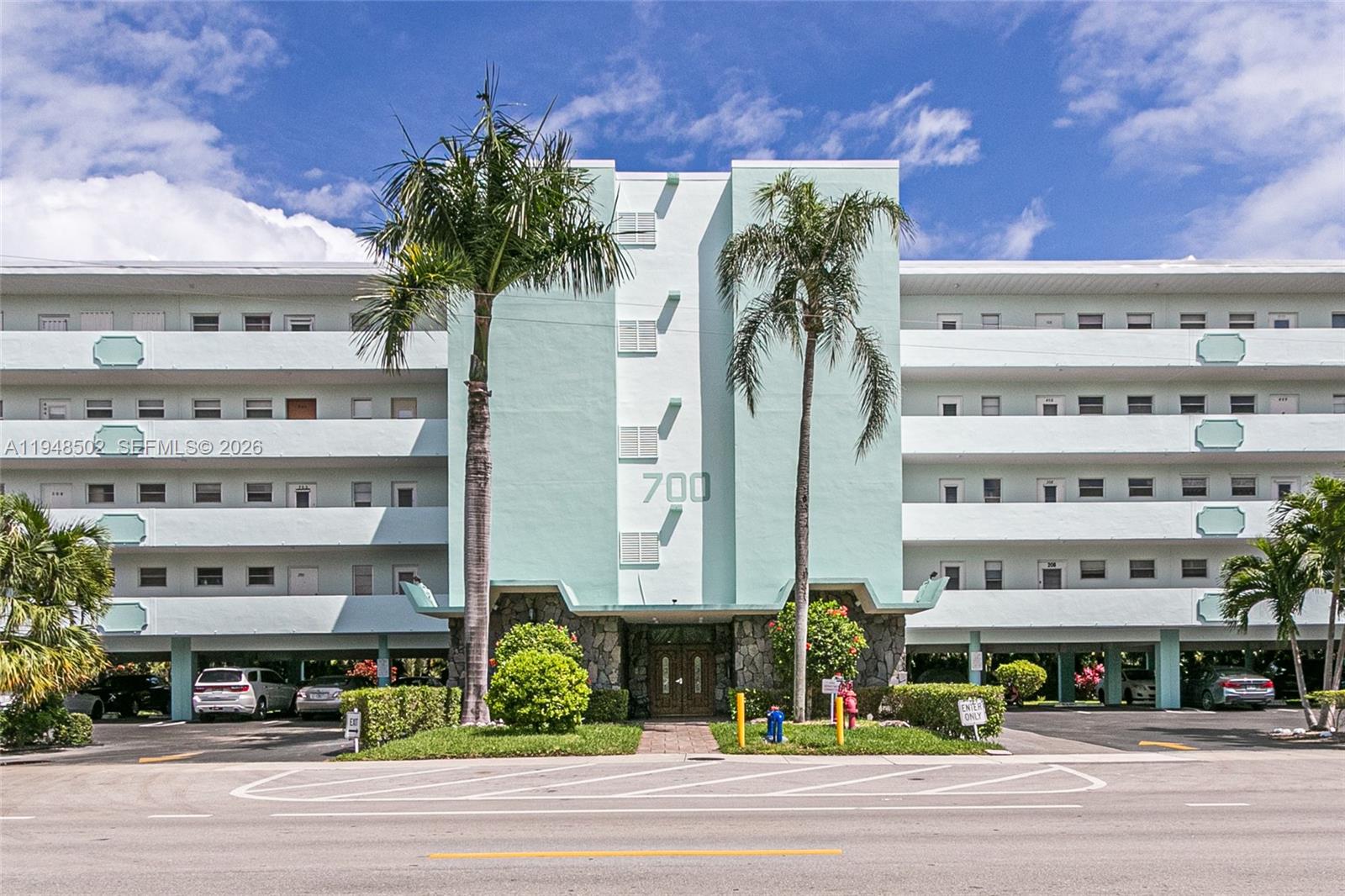 FAIRWAYS NORTH CO-OP - Residential