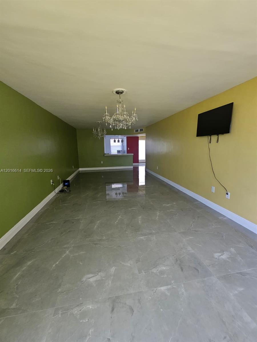 ROLLING GREEN CONDO F - Residential