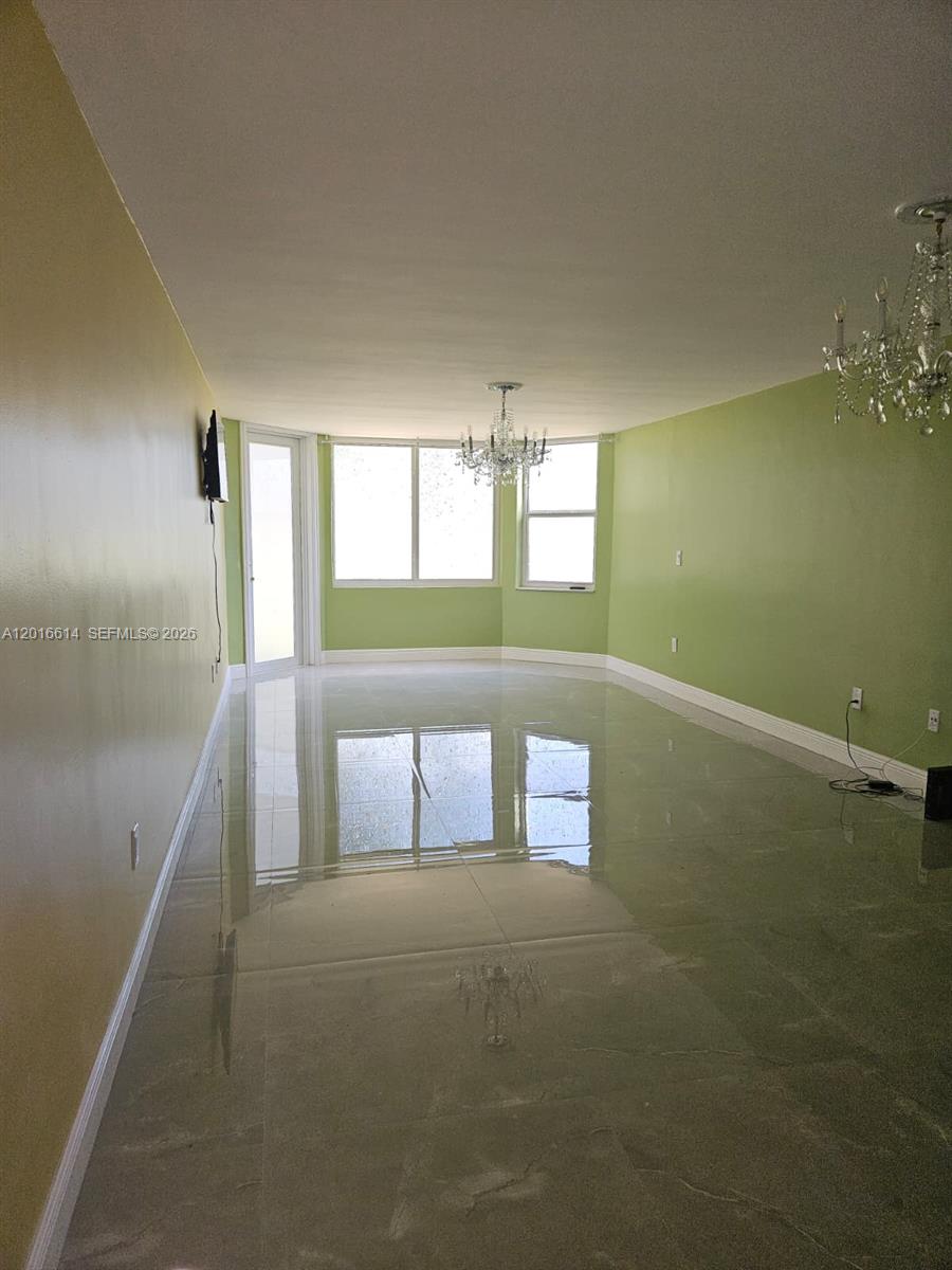 ROLLING GREEN CONDO F - Residential