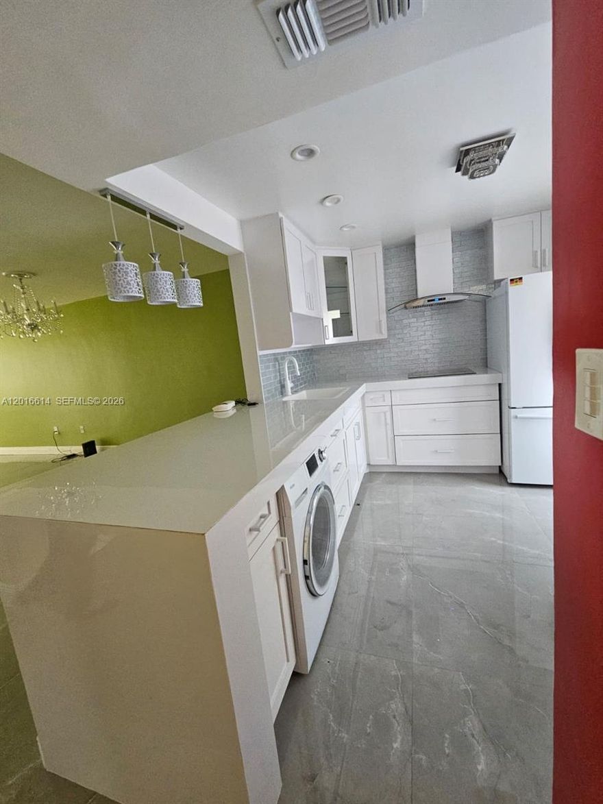 Beautifully completely remodeled 1-bedroom, 1.5-bath condo in a desirable 55+ community. Bright and spacious with great amenities, conveniently located near beaches, shopping malls, airports, dining, and houses of worship. Perfect for year-round or seasonal living.