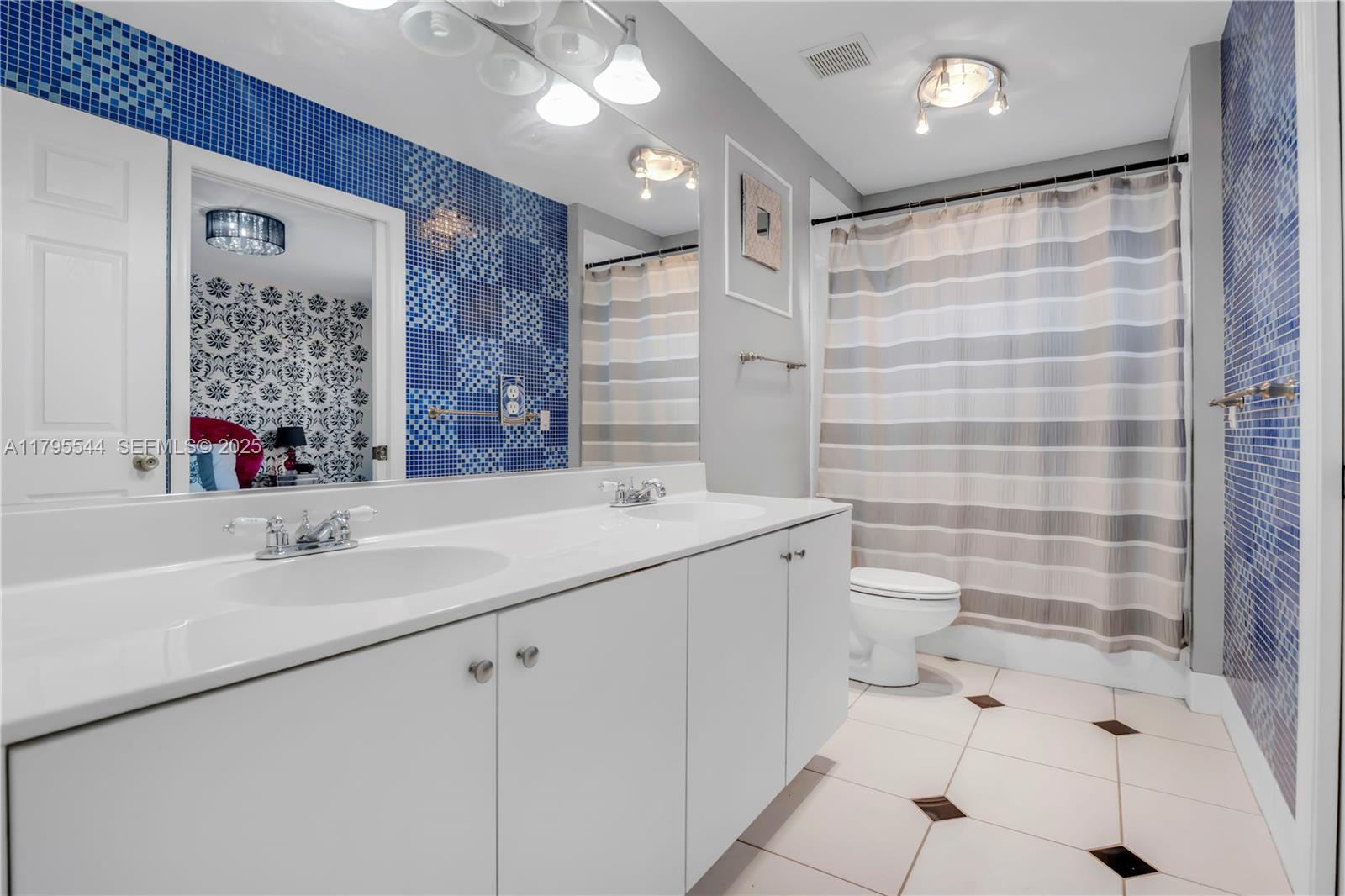 SILVER SHORES (PARCELS A - Residential