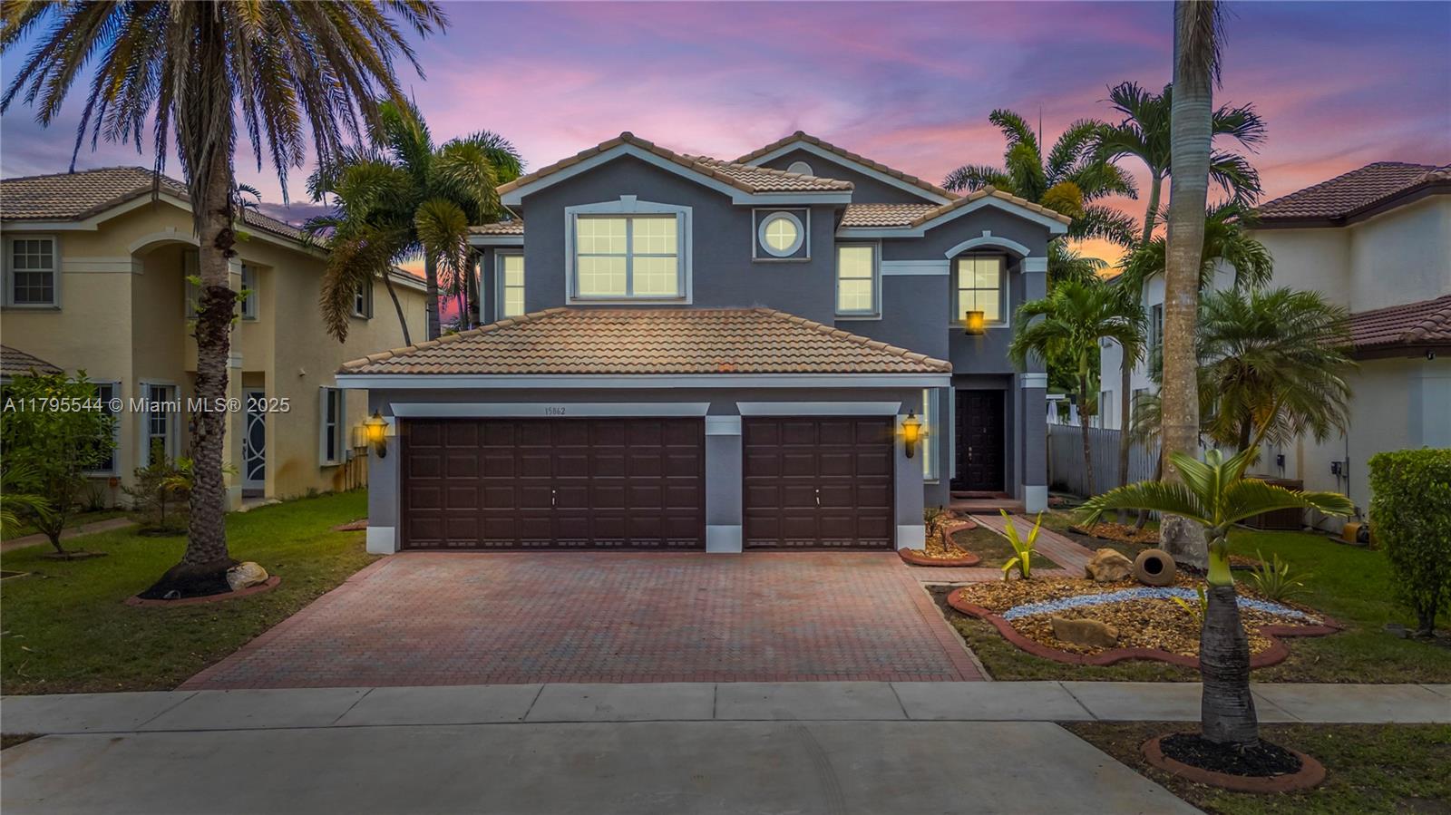15862 Sw 24th St, Miramar, Broward County, Florida - 6 Bedrooms  
4 Bathrooms - 
