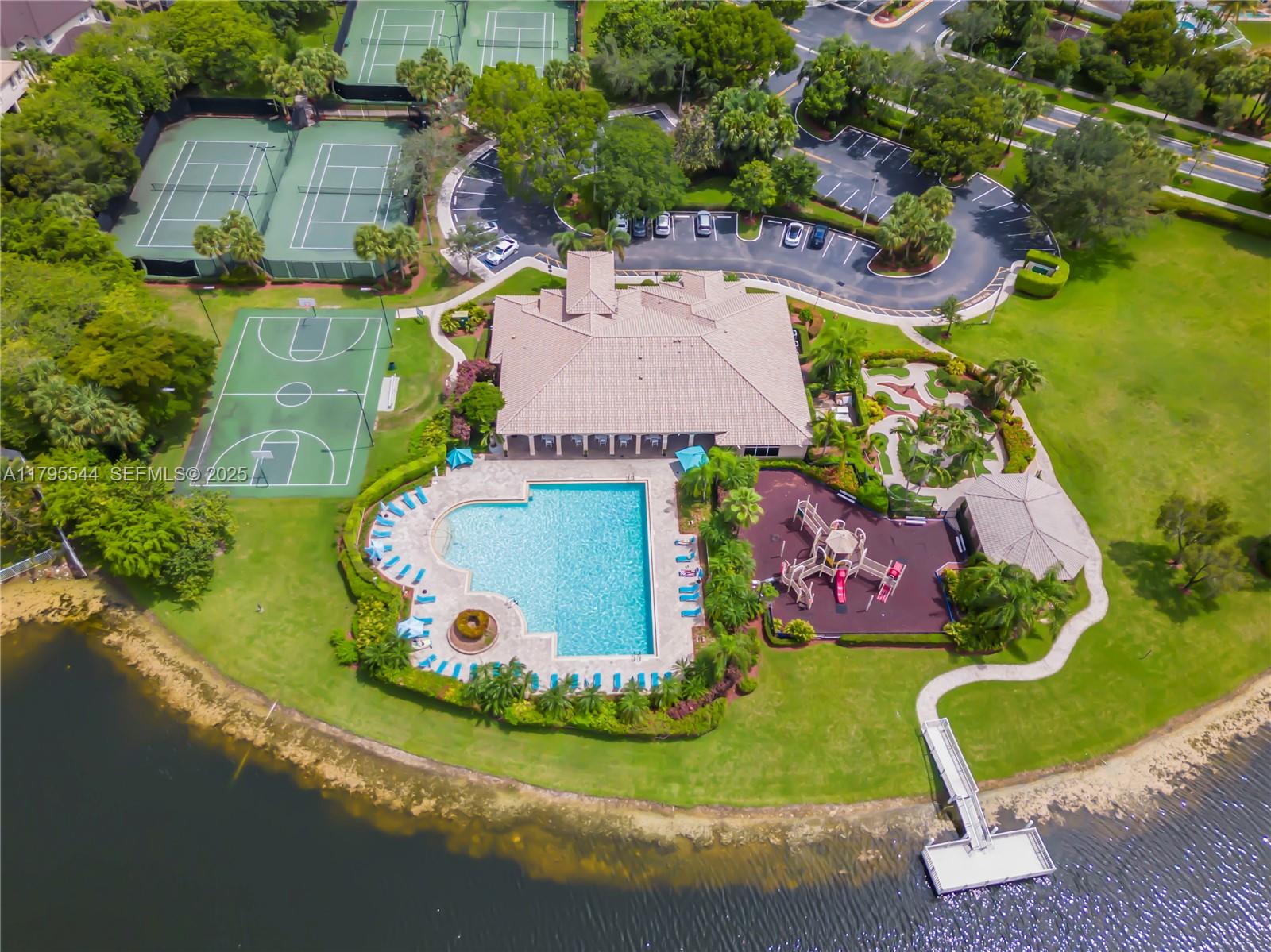 SILVER SHORES (PARCELS A - Residential