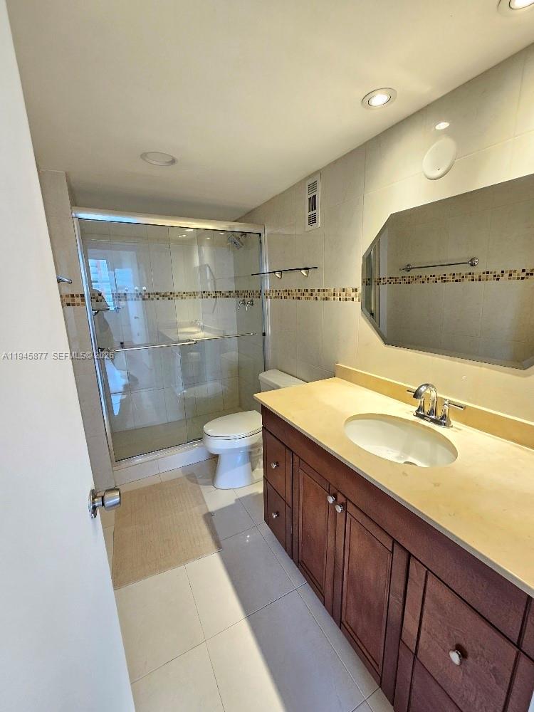 WILSHIRE CONDO - Residential