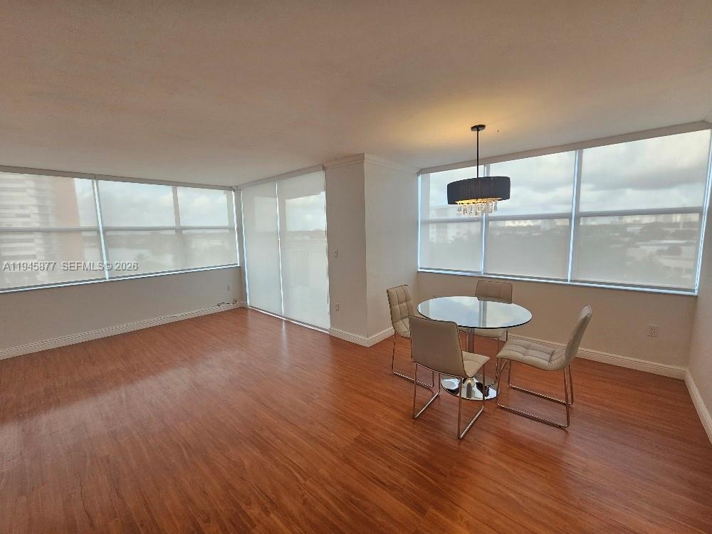 WILSHIRE CONDO - Residential