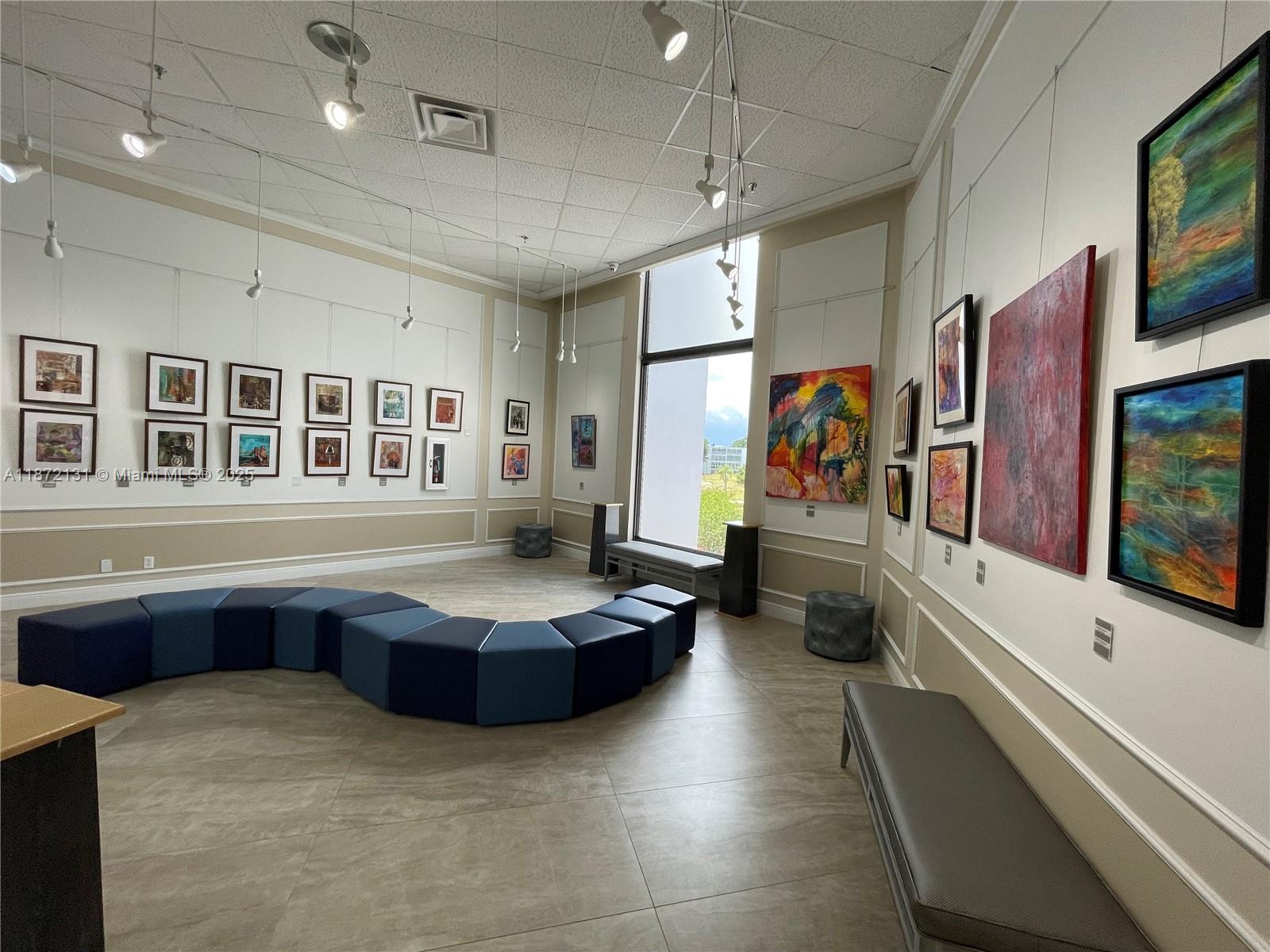 BERKSHIRE B CONDO - Residential