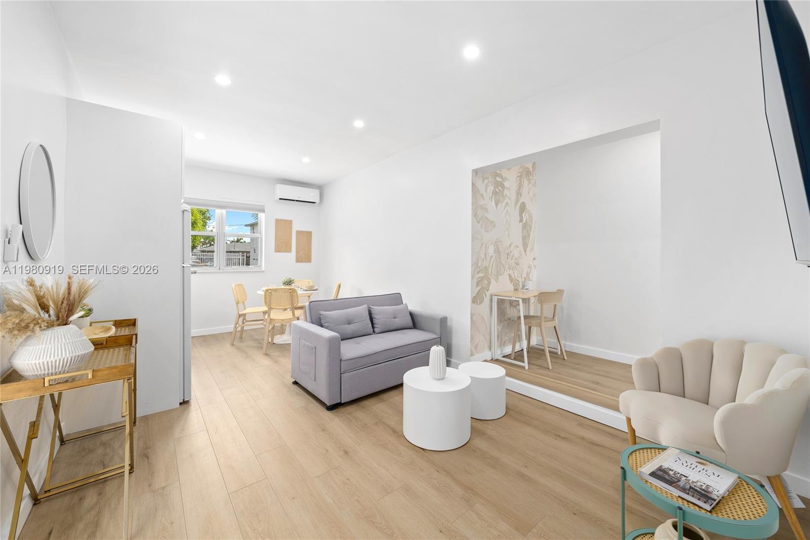 LAKE WORTH TOWN OF - Residential Income