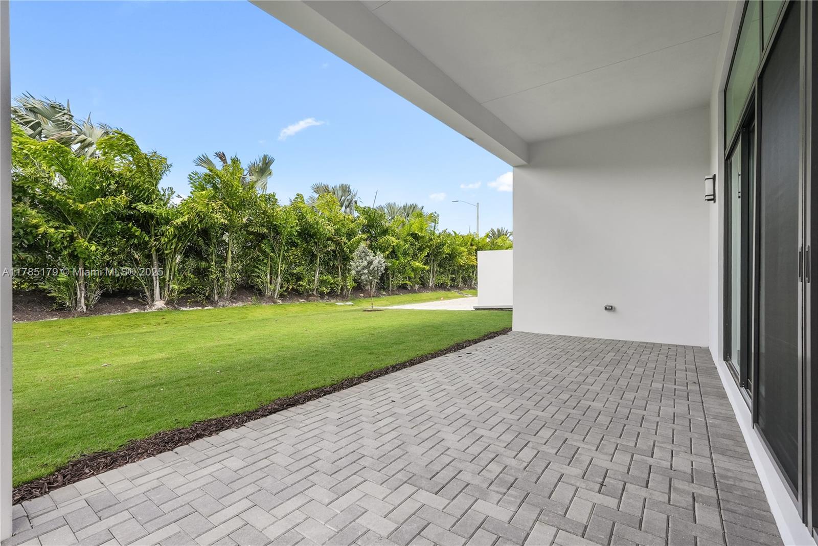 JOHNS WEST PUD - Residential Lease