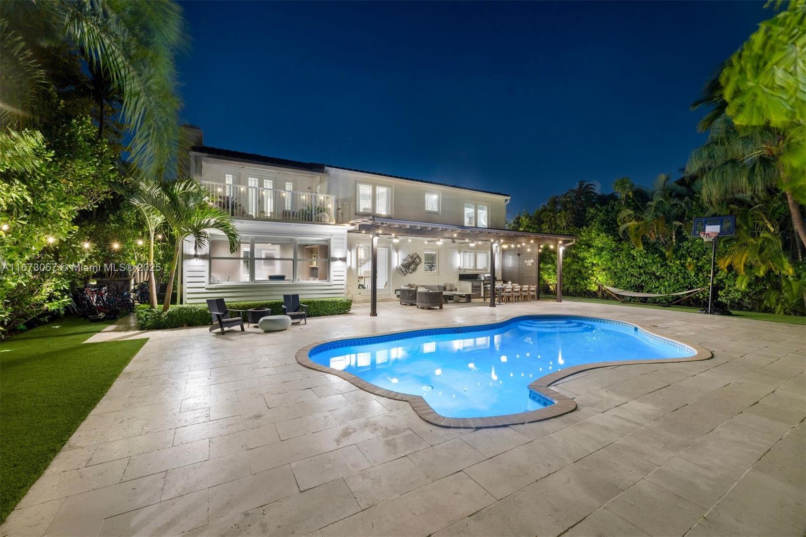 Property for Sale at 4469 Alton Rd, Miami Beach, Miami-Dade County, Florida - Bedrooms: 5 
Bathrooms: 6  - $3,899,000