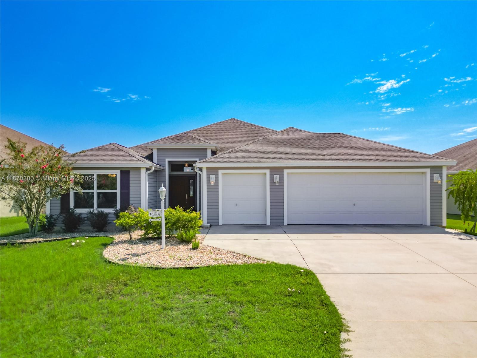 Well-maintained 1-owner home in the Villages of Pine Ridge offering 1,907 sq ft with 3 bedrooms, 2 baths, and a split layout. Features include tray ceilings, enclosed lanai with A/C and sun shades, and laundry with sink and cabinets. The kitchen has stainless appliances (2 yrs old), pantry, and ample counters. Primary suite includes walk-in closet, dual sinks, and Roman shower. Guest wing provides 2 bedrooms and full bath. Two-car plus golf cart garage adds extra storage. Conveniently near Colony Plaza, Colony Cottage Rec Center, and positioned between Brownwood Paddock Square and Lake Sumter Landing for shopping, dining, and nightly entertainment. Move-in ready and thoughtfully cared for, this home blends comfort, style, and location in The Villages.