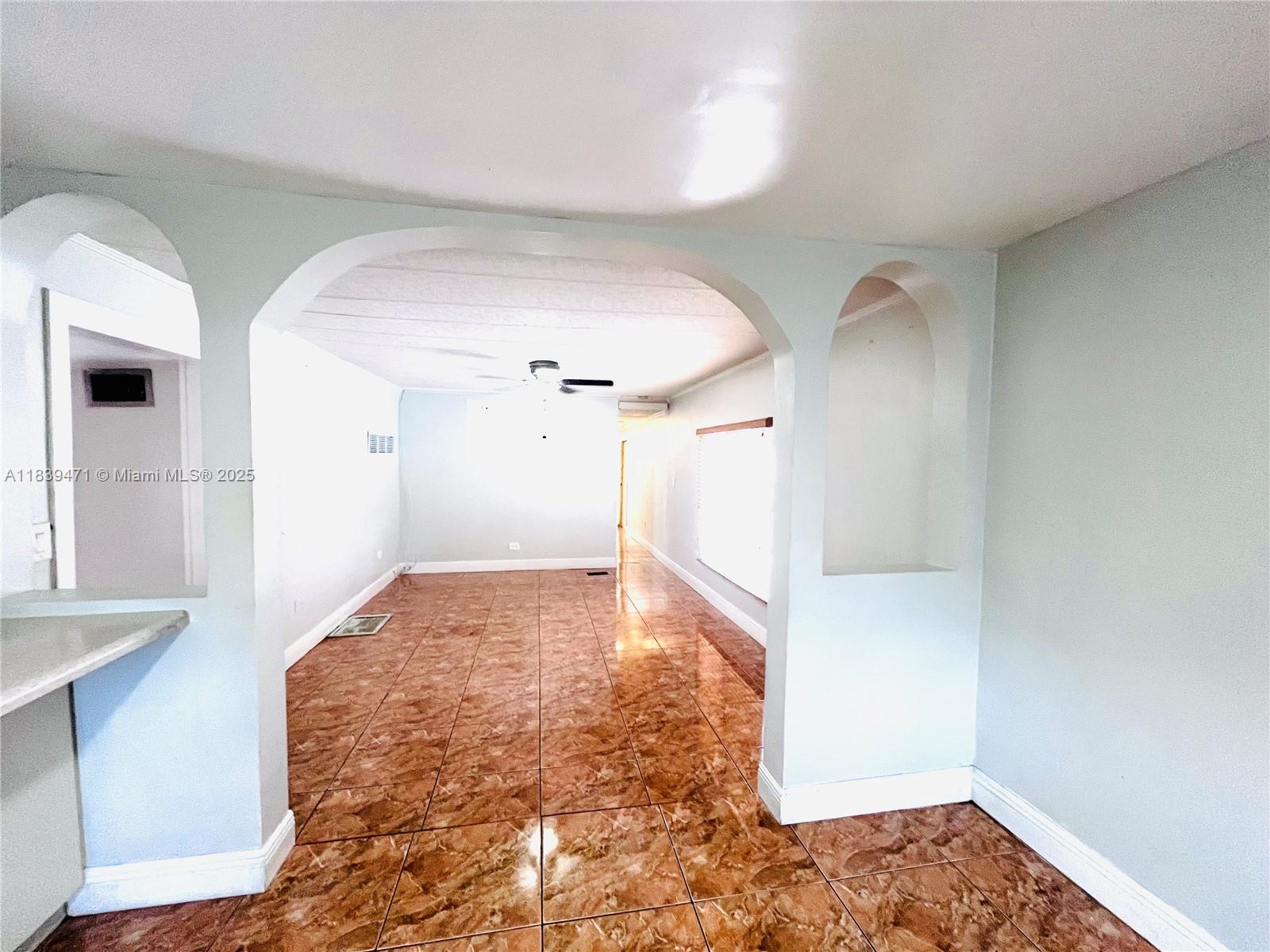 8181 NW South River Dr, Medley, FL, 33166/$112,800 4 8181 NW South River Dr