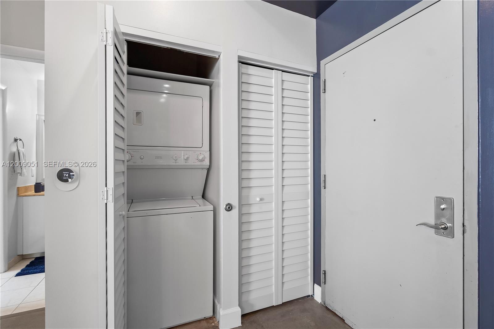 UPTOWN LOFTS CONDO - Residential