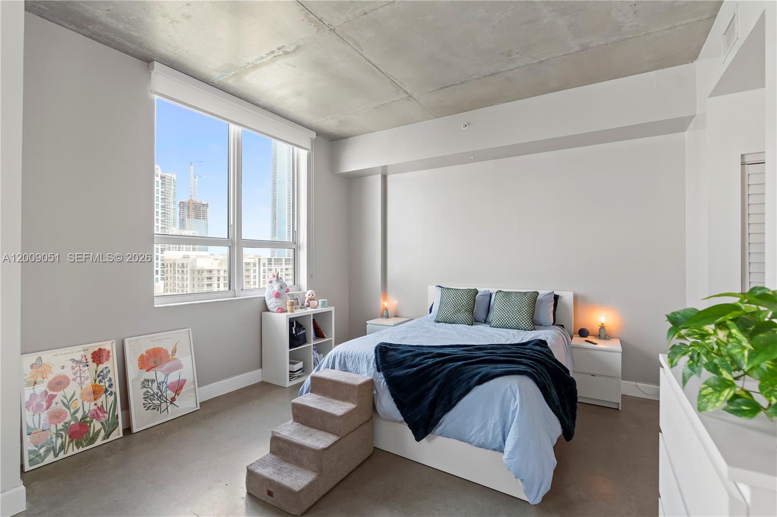 UPTOWN LOFTS CONDO - Residential