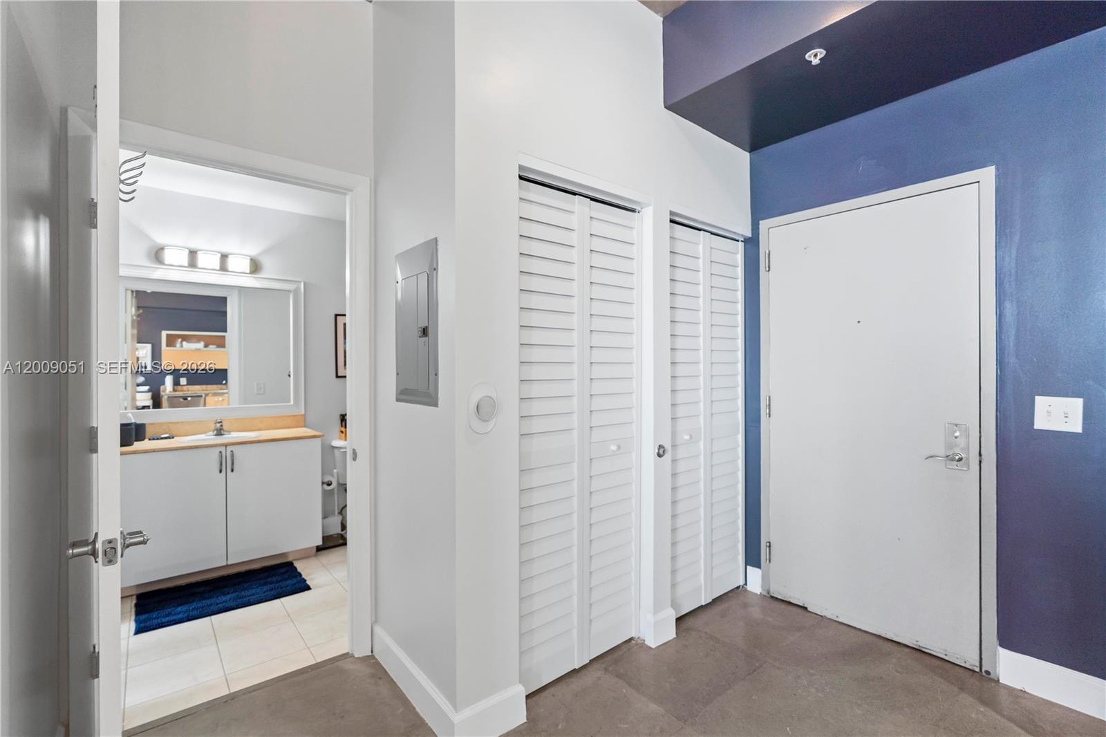 UPTOWN LOFTS CONDO - Residential